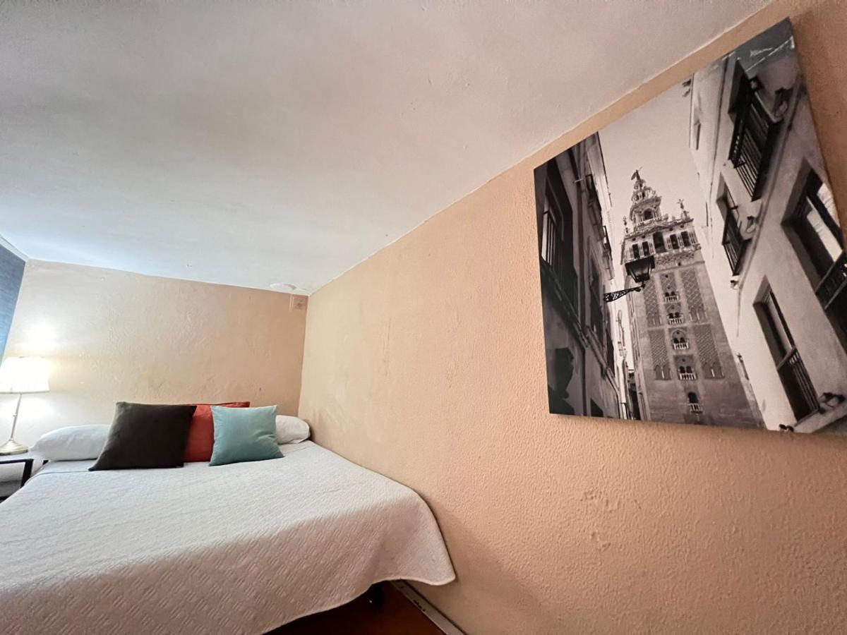 סביליה La Maestranza Apartment Rooms חדר תמונה